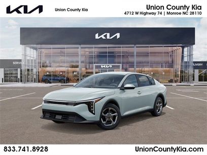 New 2026 Kia K4 LXS