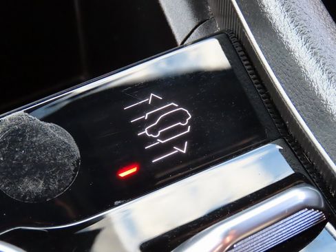 Used 2024 Jeep Grand Cherokee Trailhawk image 28