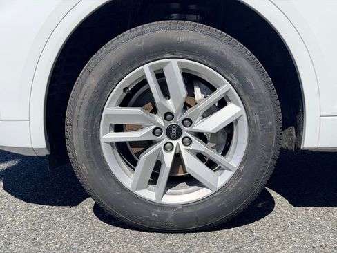 Certified 2023 Audi Q5 2.0T Premium w/ Convenience Package image 28