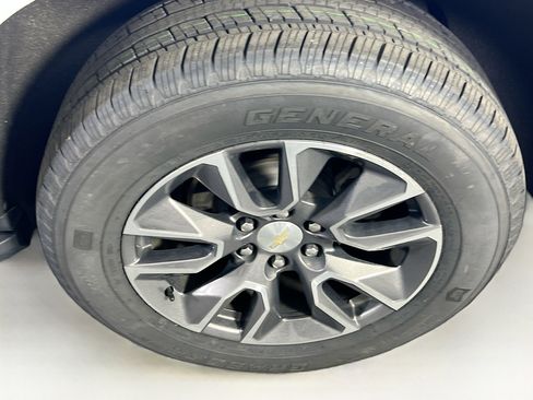 Used 2022 Chevrolet Tahoe LT image 33