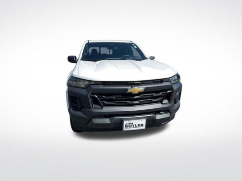 Used 2024 Chevrolet Colorado W/T w/ WT Convenience Package II image 6