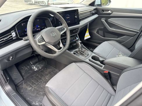 New 2026 Volkswagen Jetta SE image 13