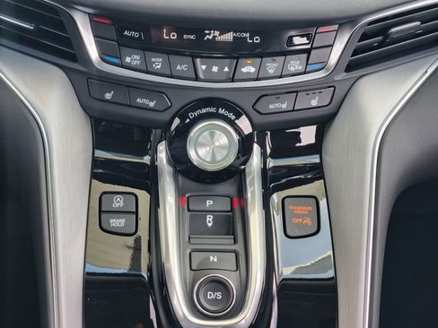 Used 2025 Acura TLX Technology Package image 17
