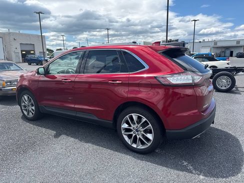 Used 2017 Ford Edge Titanium w/ Equipment Group 301A AWD/4WD image 3