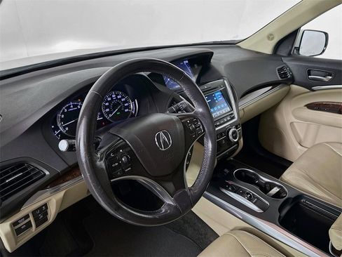 Used 2018 Acura MDX FWD w/ Tech & Entertainment image 10