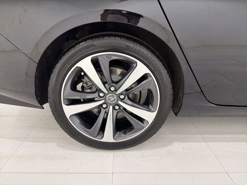 Certified 2025 Acura TLX w/ Technology Package FWD image 43