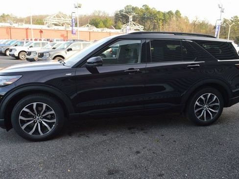 New 2026 Ford Explorer ST-Line image 6