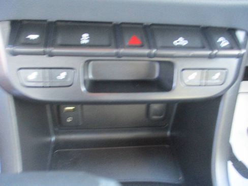 Used 2015 Chevrolet Colorado Z71 RWD image 27