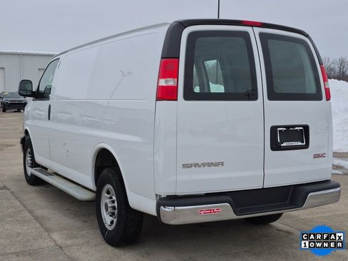 Used 2024 GMC Savana 2500 Work Van w/ Driver Convenience Package image 5
