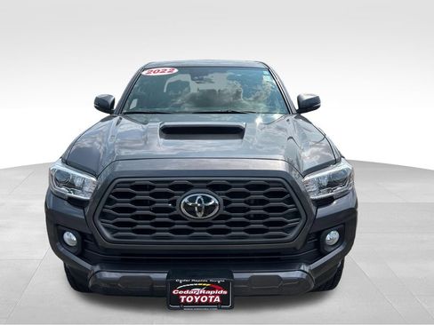 Certified 2022 Toyota Tacoma TRD Sport w/ TRD Premium Sport Package AWD/4WD image 12