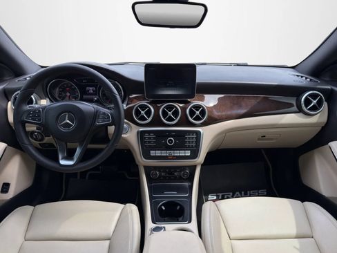Used 2018 Mercedes-Benz CLA 250 image 14