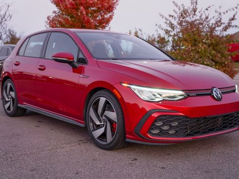 Used 2022 Volkswagen GTI S image 8