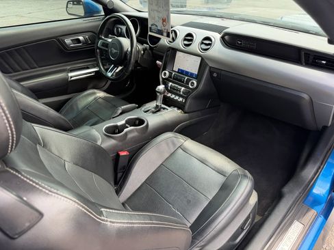 Used 2020 Ford Mustang Premium RWD image 17