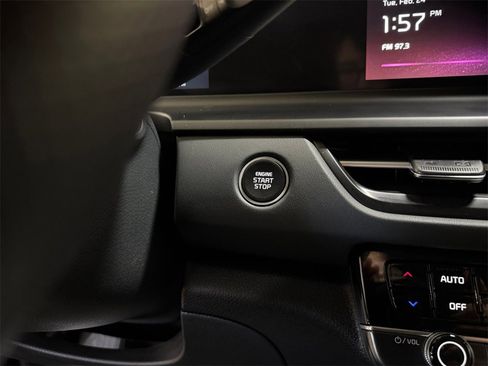 Certified 2025 Kia Seltos SX image 29