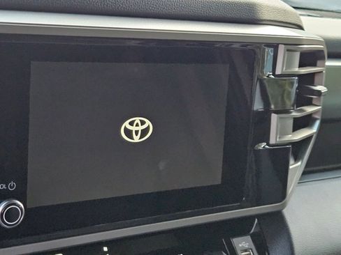 New 2026 Toyota Tundra SR5 AWD/4WD image 12