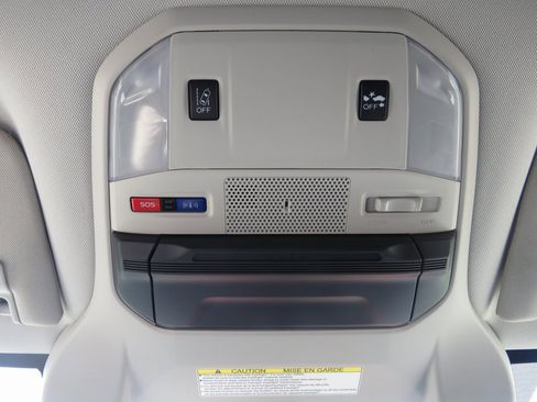 Used 2022 Subaru Ascent Limited image 30