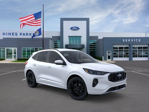 New 2026 Ford Escape ST-Line Elite w/ Equipment Group 501A AWD/4WD image 7