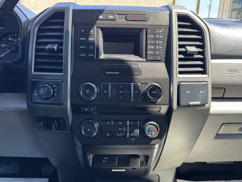 Used 2018 Ford F250 XL w/ Power Equipment Group AWD/4WD image 17