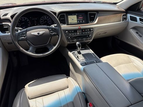 Used 2015 Hyundai Genesis 5.0 RWD image 15