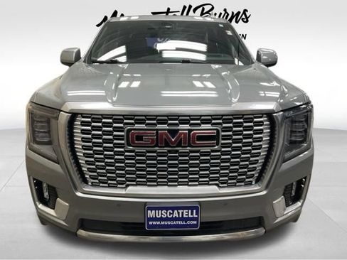 Used 2023 GMC Yukon Denali AWD/4WD image 2