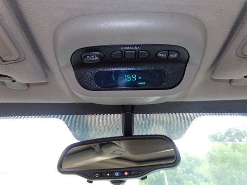 Used 2004 Chevrolet Impala SS w/ Preferred Equipment Group FWD image 39