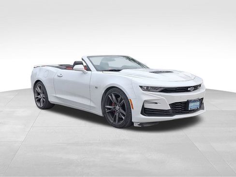 Certified 2022 Chevrolet Camaro SS image 1