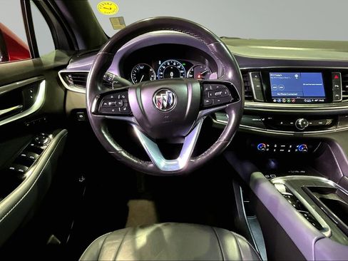 Used 2024 Buick Enclave Premium AWD/4WD image 9