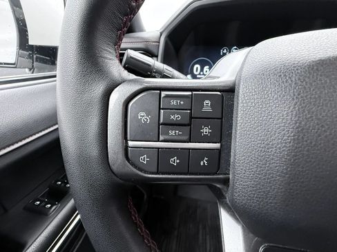 Used 2023 Ford Expedition Limited AWD/4WD image 19