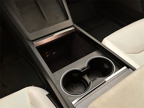 Used 2025 Tesla Model 3 Long Range image 21