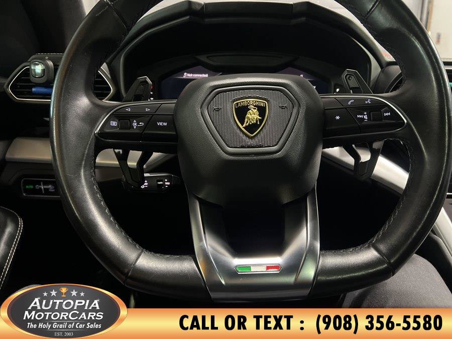 Used 2020 Lamborghini Urus AWD/4WD image 30