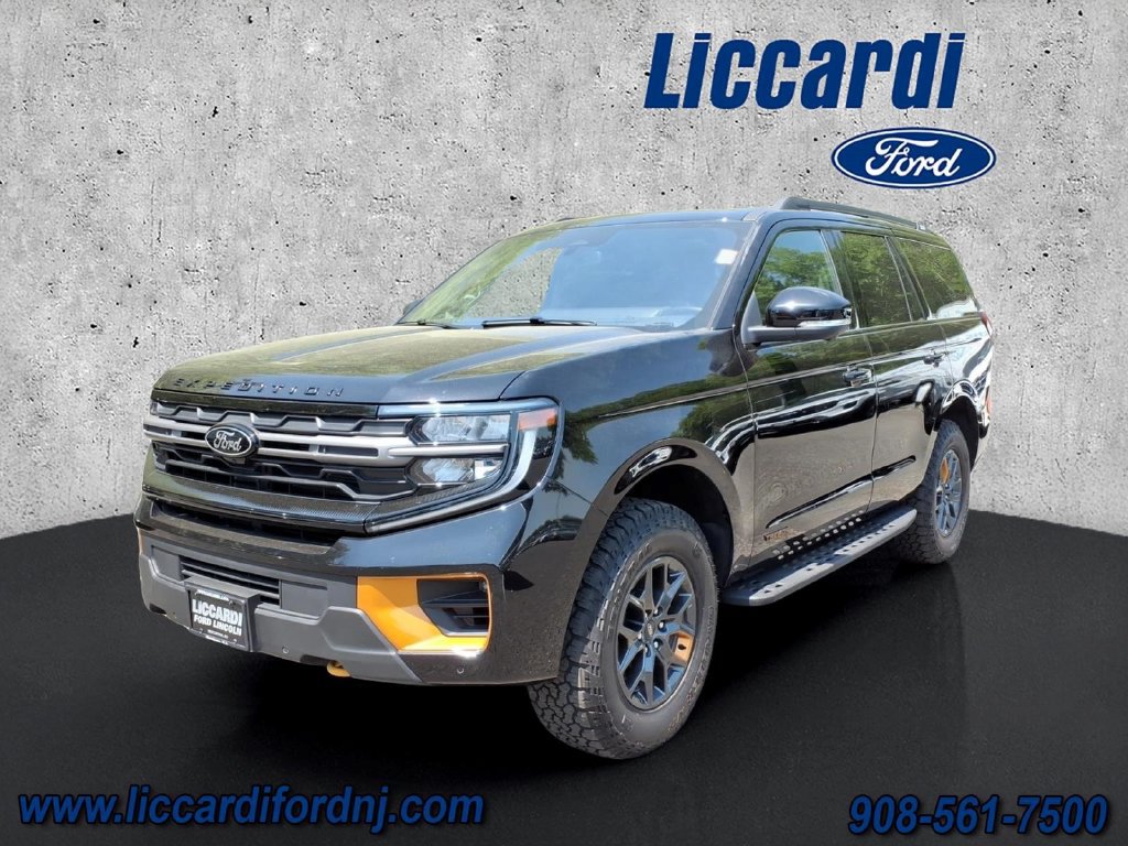 Certified 2025 Ford Expedition Tremor AWD/4WD image 3