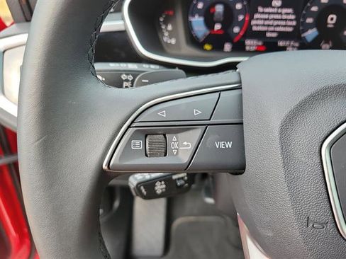 Used 2025 Audi Q3 2.0T Premium image 22