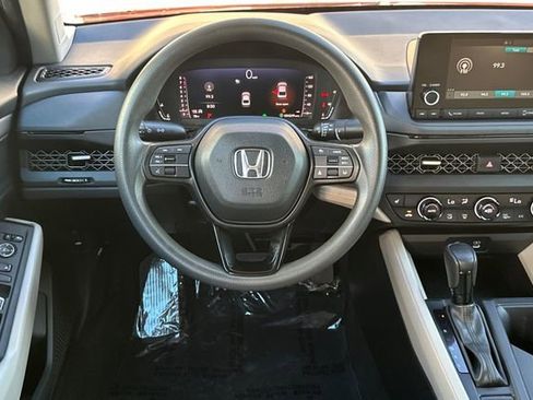 Used 2023 Honda Accord EX image 13