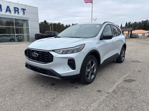 Used 2025 Ford Escape ST-Line w/ Tech Pack #1 image 7