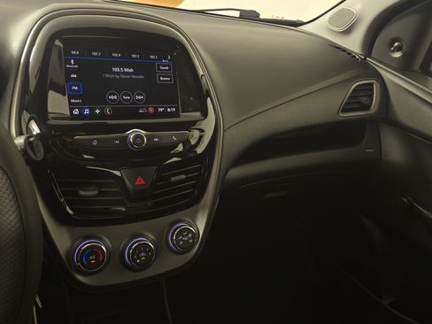 Used 2020 Chevrolet Spark LS FWD image 21