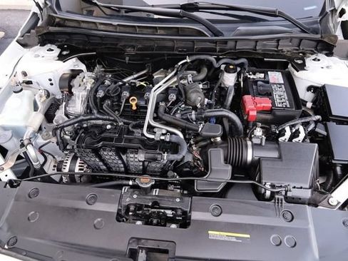 Certified 2025 Nissan Altima 2.5 SV FWD image 26