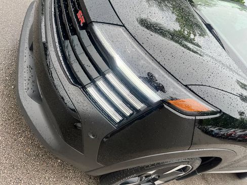 Certified 2026 Nissan Kicks SR FWD image 33