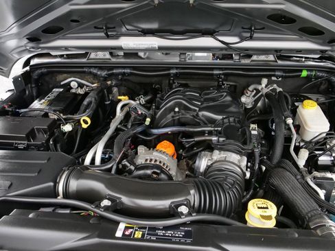 Used 2017 Jeep Wrangler Unlimited Sport w/ Quick Order Package 24S image 7