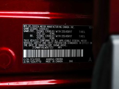 Certified 2020 Toyota RAV4 LE image 28