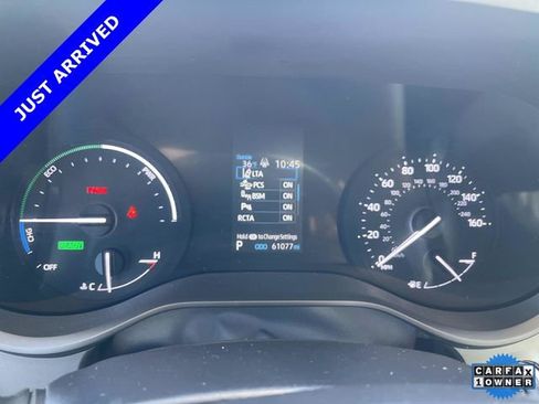 Used 2024 Toyota Sienna XLE image 38