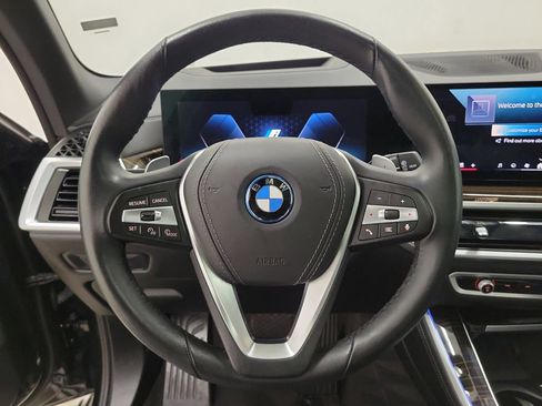 Used 2025 BMW X5 xDrive50e image 25