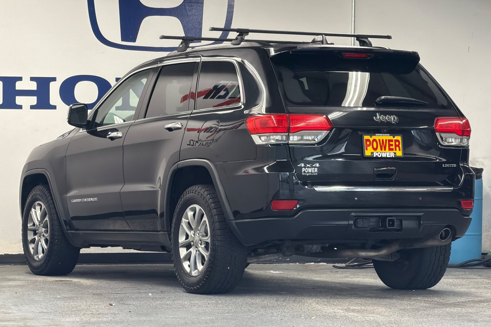 Used 2015 Jeep Grand Cherokee Limited w/ Trailer Tow Group IV AWD/4WD image 5