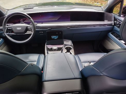 New 2025 Cadillac Escalade IQ Sport 2 image 13