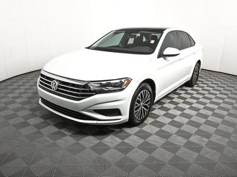 Used 2021 Volkswagen Jetta SE image 29
