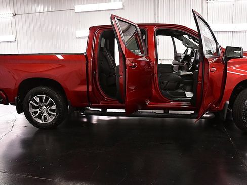 Used 2019 Chevrolet Silverado 1500 RST image 31