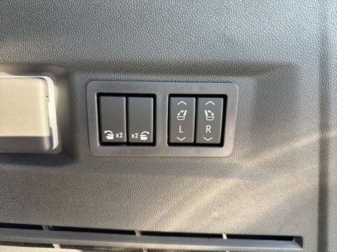 New 2026 Chevrolet Tahoe High Country image 38