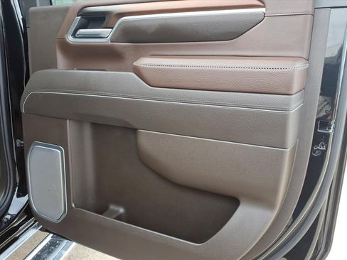 Used 2025 GMC Sierra 2500 Denali image 15