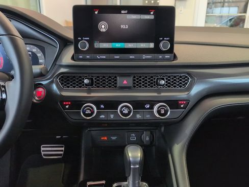 Certified 2025 Acura Integra A-Spec image 18