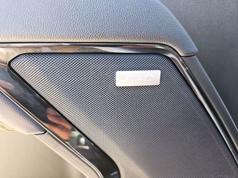 Used 2025 GMC Sierra 2500 AT4 image 24