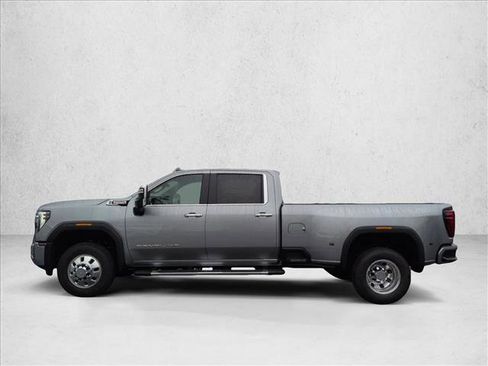 New 2026 GMC Sierra 3500 Denali w/ Denali Reserve Package AWD/4WD image 5